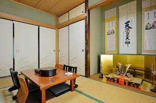 Guest House TIHARU 6bedrooms12people max and Straight to USJ and Near the hot spring - 8