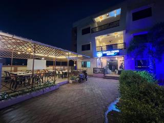 iIRA Stays - The Coastal Crown Resort - 0