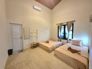 Yustien Homestay Bangunjiwo 4 Beds - Entire House - 5