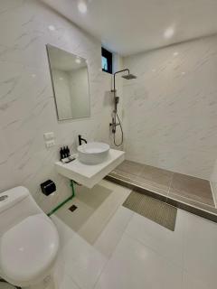 patong sunset villa Phuket - 8