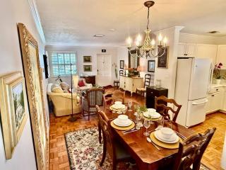 Stylish Sarasota Escape Near Siesta Key & Downtown - 5