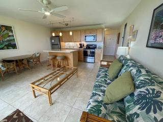 Waiohuli Beach Hale #D-127 Direct Oceanfront Complex in Kihei, Steps to Beach - 9