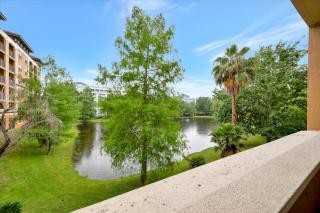 2BR with Jacuzzi Arcade & 10 Mins to Parks - 4