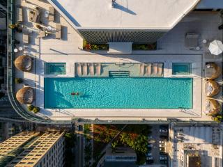 Miami Skyline Views Rooftop Pool FIFA FAN FEST - 1