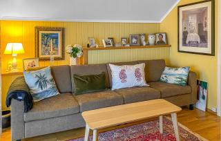 3 Bedroom Awesome Home In Korsvegen - 4