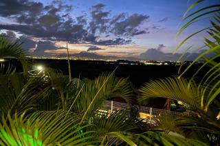 Upper Floor Villa sleeps 10 Panoramic View & Pool - 8