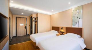 Green Tree Inn Shenyang Middle Street - 3