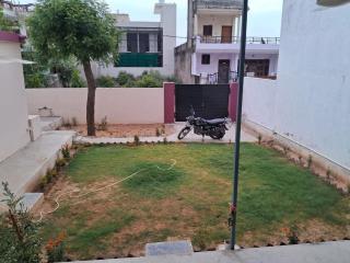 Private Homestay with Kitchen & Garden - 2