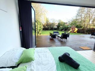 Apartment Sleeps 4 with Hot Tub - 6
