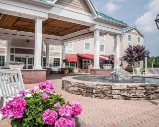 Comfort Inn & Suites Sturbridge-Brimfield - 9