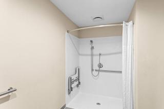 Comfort Inn & Suites Grenada - 1