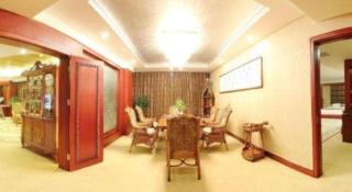 Junyu Grand Hotel Qinhuangdao - 4