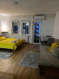 Unik's Studio Apartment - 8