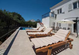 Sun Kissed Adriatic Area Property - 0
