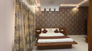 Hotel Panigrahan - 1