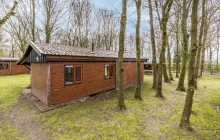 2 Bedroom Stunning Home In Erm - 1