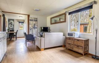 2 Bedroom Stunning Home In Erm - 7