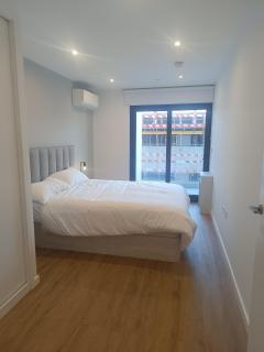 Victory Suite 5F Apartments and Rooms - Close to Airport - 3