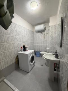 Arkels Apartments - 1