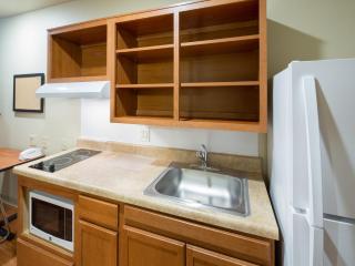 WoodSpring Suites San Antonio North Live Oak I-35 - San Antonio - 3