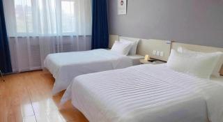 7 Days Inn Hami Baofeng Market - 2