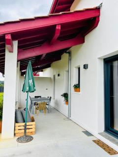 Villa premium avec extérieur ensoleillé - 2