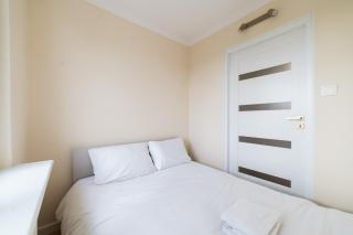 Osiedle Przyjaźni Homely Apartment by BookingHost - 8