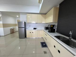 S2 KD 2-12 pax 3 min to giza and sunway medical - 9