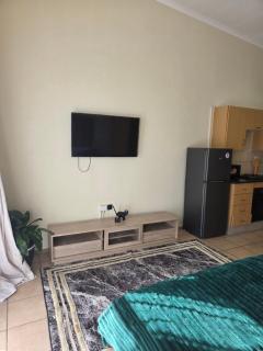 Lumi Cosy Studio Benoni - 3