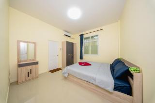 Nan's 2 Bedroom House - 7