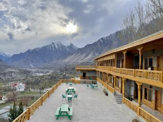 Hunza Embassy Hotel - 0