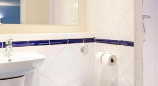 Travelodge Perth A9 - 1