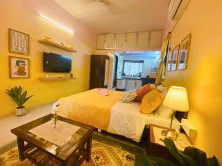 Bandra Studio Lokhandwala House, Near Carter Road, Palli Hill by Connekt Homes - 3