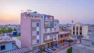 Hotel Galaxy 700 - A Luxury Hotel, Near KhatuShyamJi Temple - 2