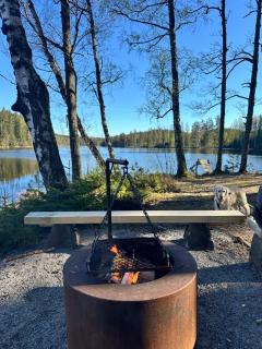 Historiskt, mysigt boende med sjöutsikt i underbar miljö - 3