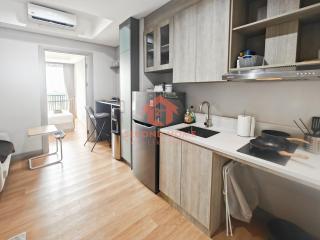 Luxury 1BR Fatmawati CC Apt Pool, Gym, Wi-Fi - 0
