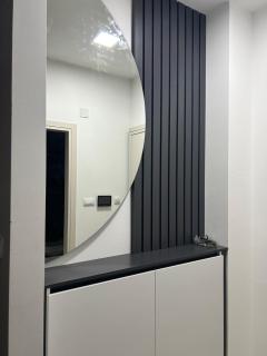Miror Apartment - 8