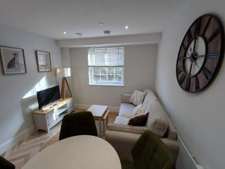 Rock Mill - Stunning 1-Bed Apartment - 1