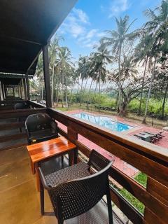 Seclude Eco Cottages - 7