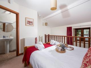 Fig Cottage- W44213 - 5