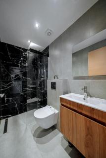Ambra Luxury Suite 14 by MK Properties - 6