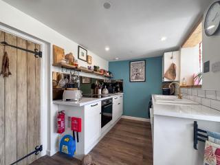 Little Birch Cottage - 6