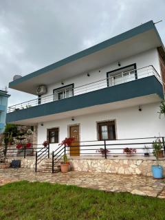 Sea la view apartments sarande 1 - 5