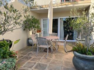 Happy Dane Retreat, Somerset West - 0