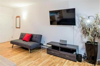Charming Condo - Perfect for Visiting Quebec City - 3