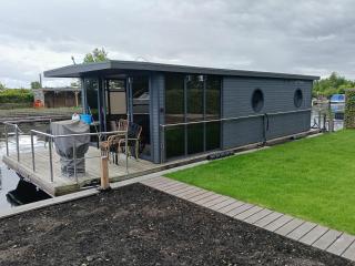 Houseboat Enjoy with 200m Private Garden on the Lake - 7