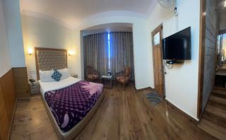 Hotel Lords Regency - Connected to the Mall Road - 5