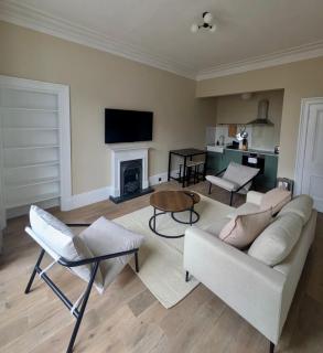 Modern Flat - Main St, Campbeltown - 0