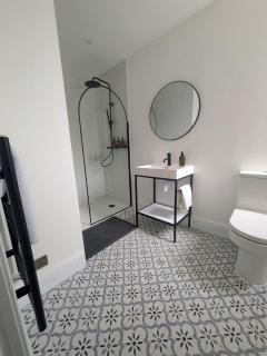 Modern Flat - Main St, Campbeltown - 9