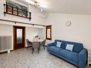 Il Balcone di Griante, Apt centrale con garage coperto - 8